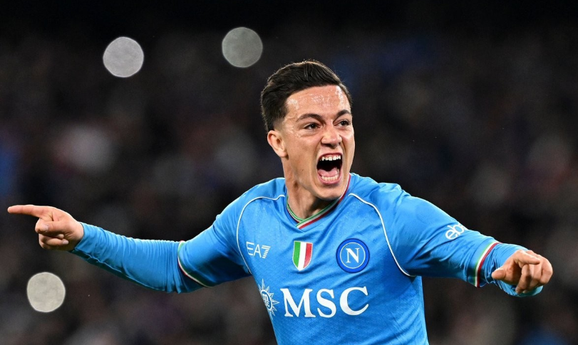 断演绎的足 断演绎的足