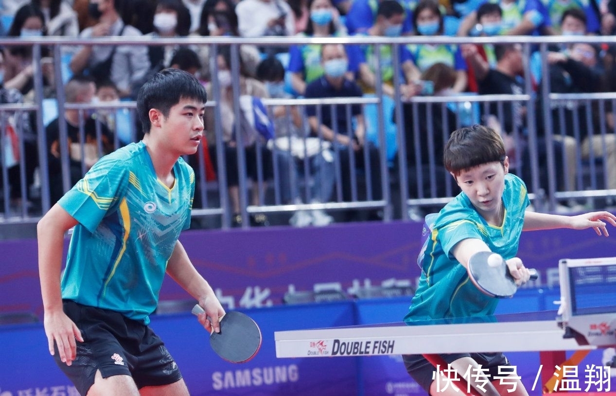 及俱乐部的 及俱乐部的