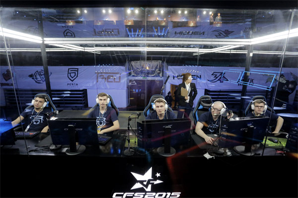 我们期待他 我们期待他