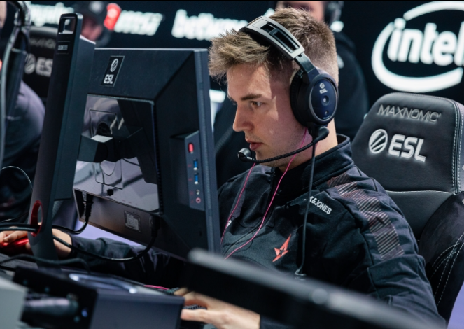 隐藏属性 隐藏属性